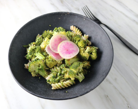Radish Leaf Pesto Pasta
